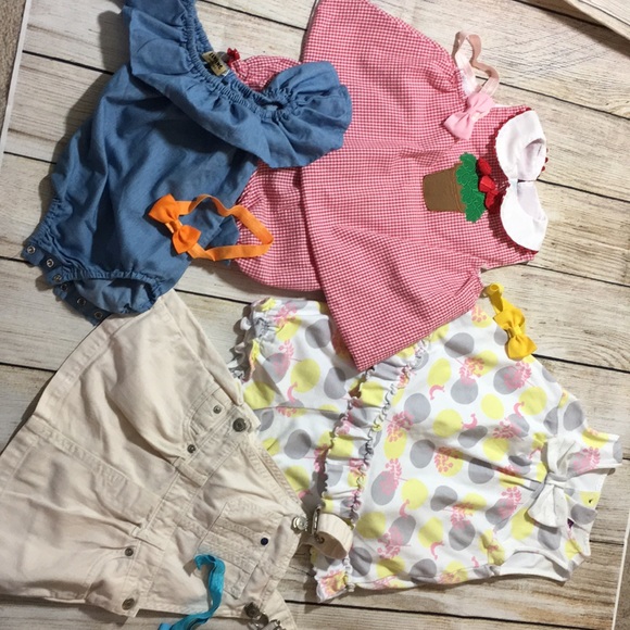 4 Piece Lot Toddle Girl Clothes 12-18 ( Q2006) - Picture 2 of 7